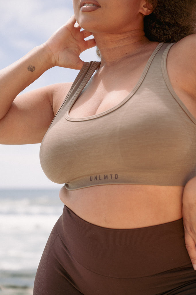 Mocha Bliss Seamless Open Back Sports Bra - UNLMTD Active + Lounge